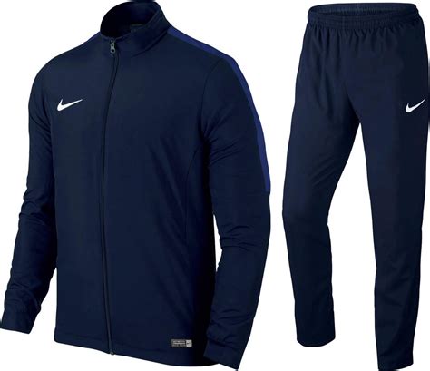 nike club trainingspak heren|joggingpakken heren.